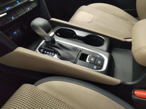 Used 2019 Hyundai Santa Fe SEL FWD image 26