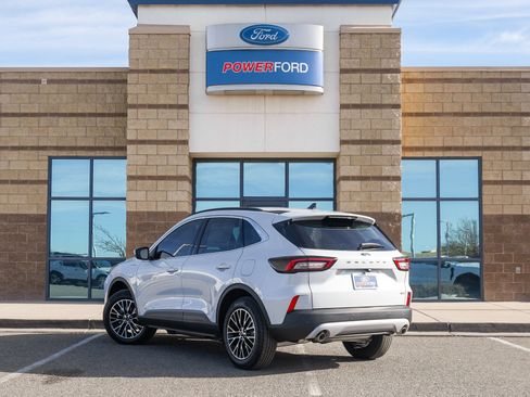 New 2026 Ford Escape SE image 8