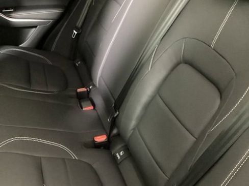 Certified 2025 Jaguar F-PACE R-Dynamic S image 5