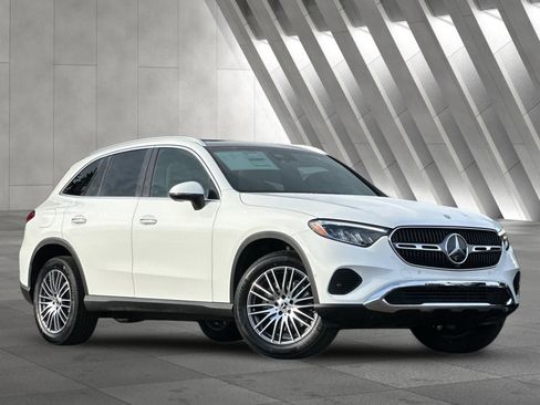 New 2026 Mercedes-Benz GLC 300 4MATIC image 2