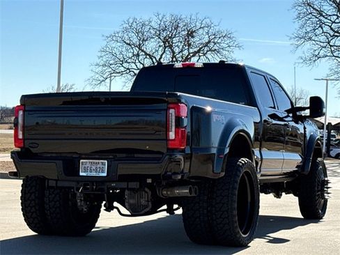 Used 2025 Ford F450 Platinum w/ Platinum Plus Package image 9