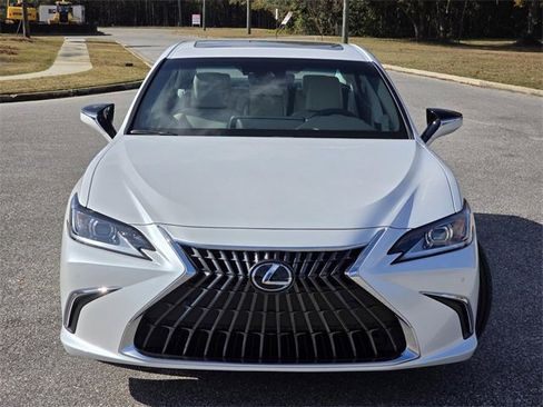 New 2025 Lexus ES 350 w/ Premium Package image 2
