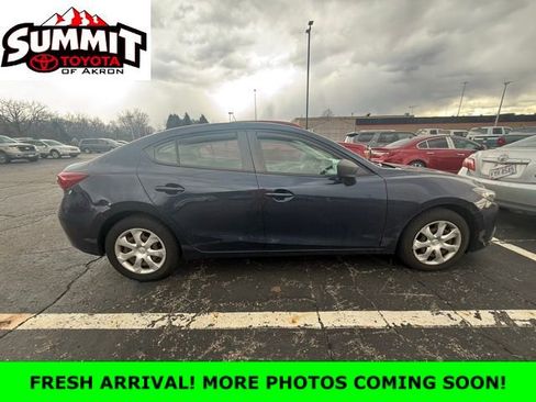 Used 2015 MAZDA MAZDA3 i Sport image 3