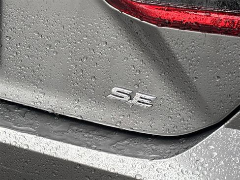 Certified 2025 Toyota Camry SE image 6