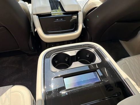 Used 2022 Lincoln Navigator Black Label AWD/4WD image 29