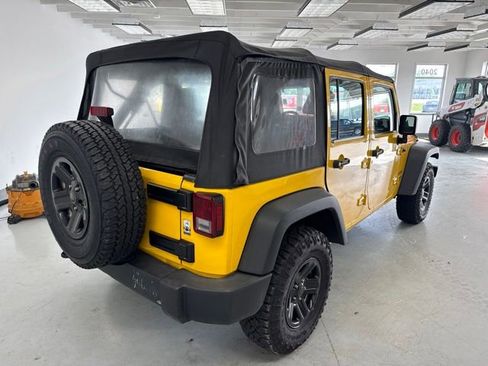 Used 2015 Jeep Wrangler Unlimited Sport AWD/4WD image 12