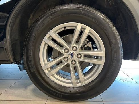 Used 2022 Ford Explorer XLT w/ Class IV Trailer Tow Package image 36