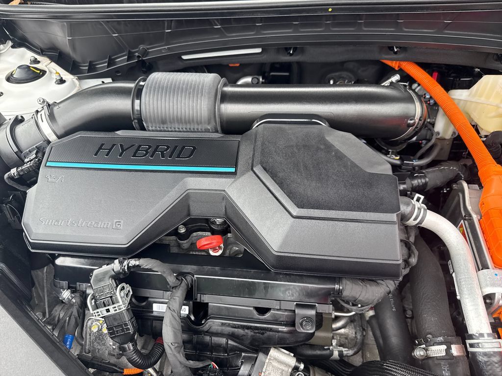 Certified 2025 Hyundai Tucson SEL AWD/4WD image 40