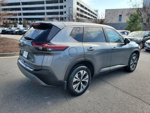 Certified 2023 Nissan Rogue SV image 4