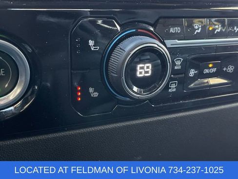 Used 2023 Chevrolet Silverado 1500 LT image 34