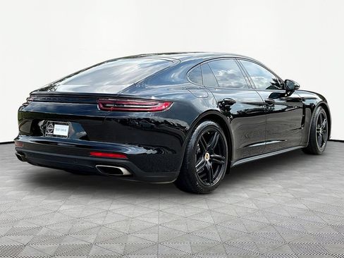 Used 2020 Porsche Panamera image 6