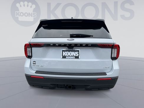 New 2026 Ford Explorer Active AWD/4WD image 5
