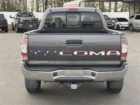 Used 2012 Toyota Tacoma PreRunner image 5