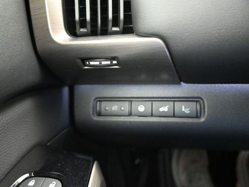 Used 2025 Nissan Pathfinder Platinum AWD/4WD image 27