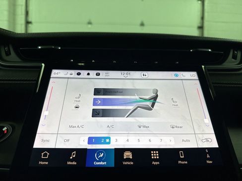 Used 2024 Jeep Grand Cherokee Limited 4xe image 31