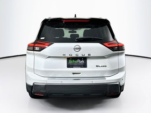 Used 2024 Nissan Rogue SL w/ SL Premium Package AWD/4WD image 7