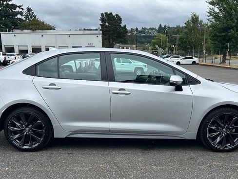 Certified 2024 Toyota Corolla XSE FWD image 4