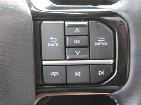 Used 2023 Ford F150 Lightning Platinum AWD/4WD image 33