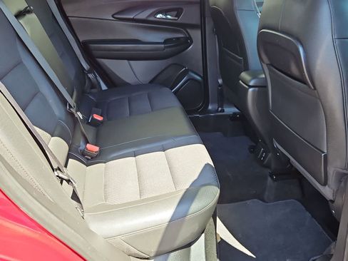 Used 2021 Chevrolet TrailBlazer RS w/ Sun and Liftgate Package AWD/4WD image 21