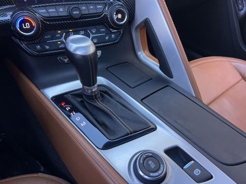 Used 2014 Chevrolet Corvette Z51 w/ 3LT Preferred Equipment Group image 27