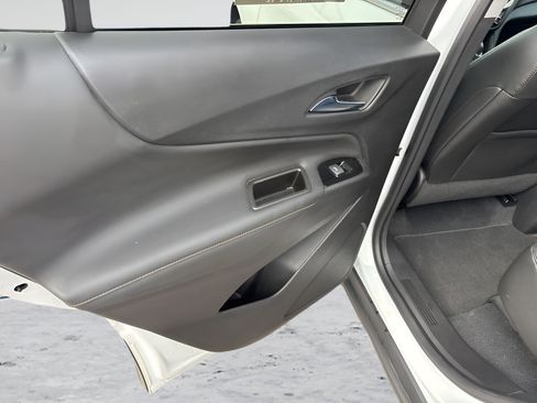 Used 2022 Chevrolet Equinox Premier AWD/4WD image 15
