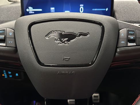 Used 2025 Ford Mustang Mach-E Premium w/ Sport Appearance Package AWD/4WD image 15