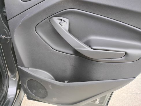 Used 2018 Ford Escape SE w/ Ford Safe & Smart Package image 21