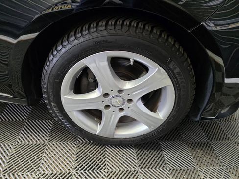 Used 2015 Mercedes-Benz E 350 4MATIC Sedan image 34