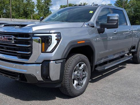 New 2026 GMC Sierra 2500 SLT w/ SLT Premium Package AWD/4WD image 4
