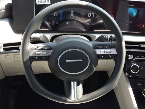 Used 2026 Hyundai Tucson SEL image 13