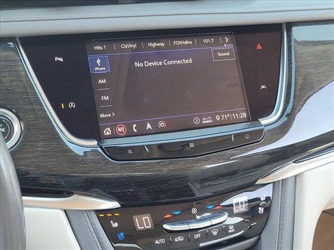 Used 2020 Cadillac XT6 Premium Luxury image 12