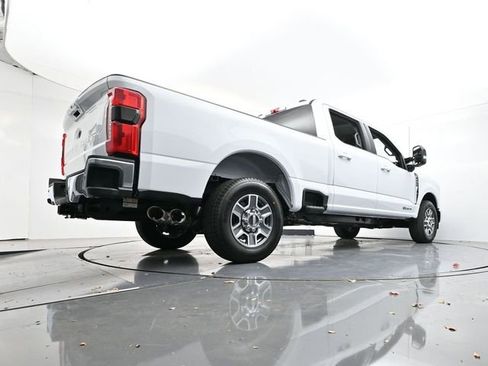 New 2026 Ford F250 Lariat RWD image 27