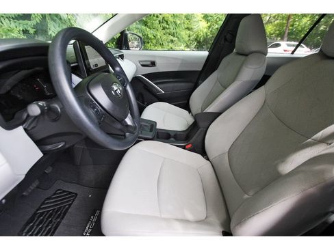 Used 2026 Toyota Corolla Cross L FWD image 13