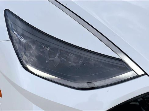 Used 2022 Hyundai Sonata Limited w/ Preferred Accessory Package FWD image 28