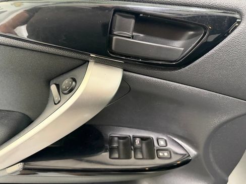 Used 2019 Mitsubishi Eclipse Cross LE AWD/4WD image 12
