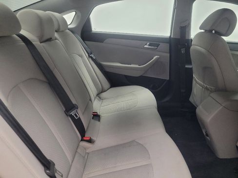 Used 2016 Hyundai Sonata SE w/ Cargo Package FWD image 19