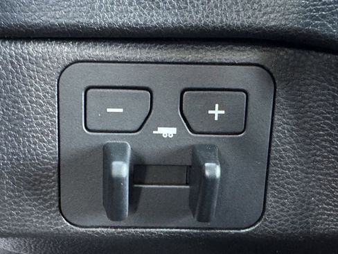 New 2026 Toyota Tundra SR5 image 18