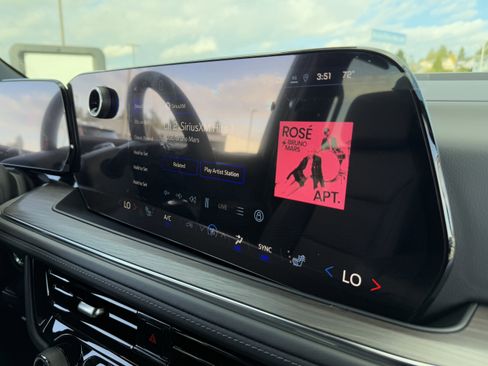 New 2026 Chevrolet Suburban LT w/ Comfort Package image 17