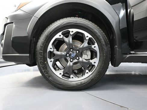 Used 2022 Subaru Crosstrek 2.0i Premium w/ Moonroof Package image 18