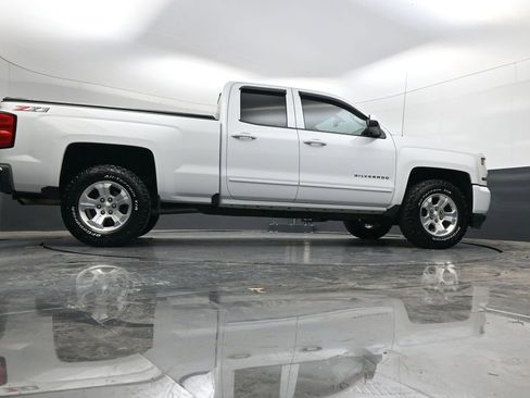 Used 2018 Chevrolet Silverado 1500 LT w/ All Star Edition image 30