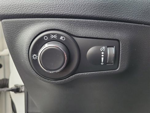 Used 2019 Jeep Compass Sport image 14