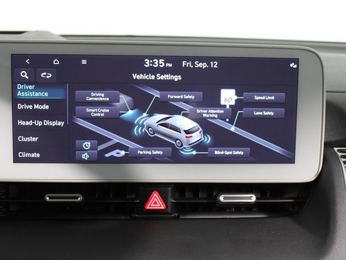 Used 2023 Hyundai Ioniq 5 Limited image 25