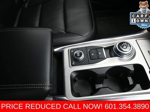 Used 2023 Ford Explorer XLT w/ Equipment Group 202A AWD/4WD image 27