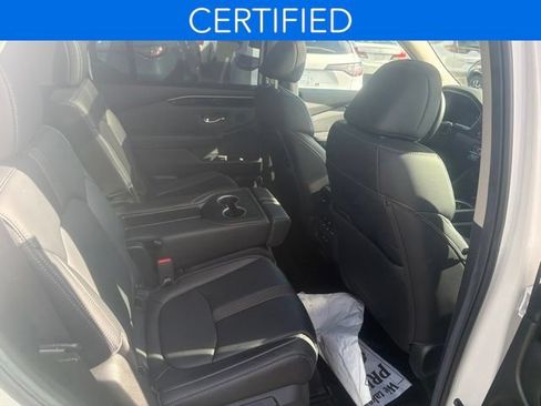 Certified 2025 Honda Pilot Touring image 16