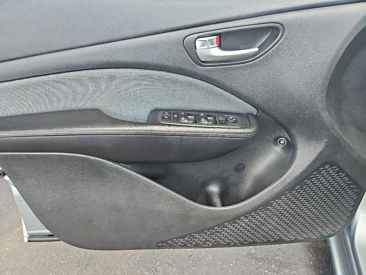 Used 2013 Dodge Dart SXT w/ SXT Special Edition Group FWD image 11