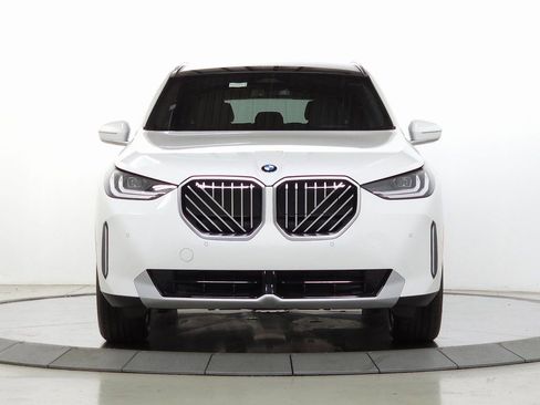 Used 2025 BMW X3 xDrive30i image 2