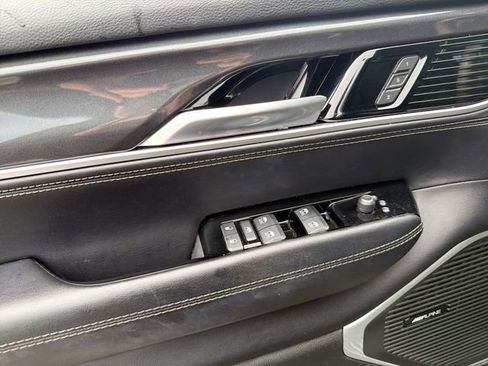 Used 2022 Jeep Wagoneer Series I AWD/4WD image 17