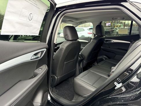 New 2026 Buick Envision Avenir image 9