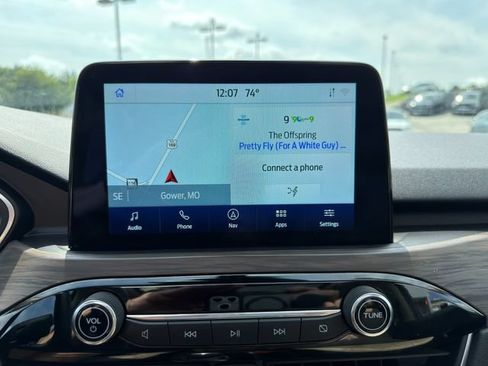 Used 2020 Ford Escape Titanium FWD image 25