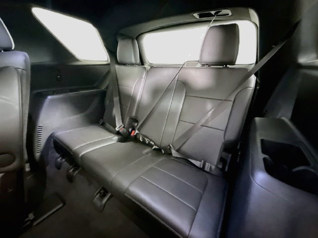 Used 2023 Chevrolet Traverse Premier w/ Redline Edition FWD image 40